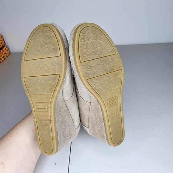 Toms Kala Wedge Suede Desert Taupe Booties Size 7 - Picture 6 of 6